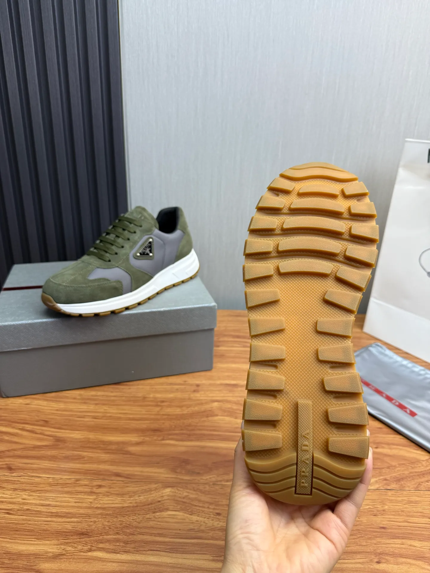 Men's shoes 560💰 [PRADA] Popular items in men's shoe counters, synchronized with the official website, 1 high-quality shipment ✔️Original cowhide + cowhide lining, 1🆚1 replica, original sole, 38-45 (45 customized, non-refundable)